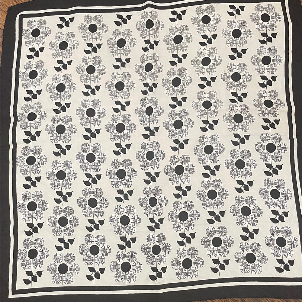 Scarf Black and White, Silk